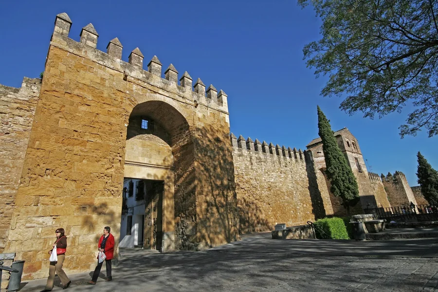 Puerta de Almodóvar