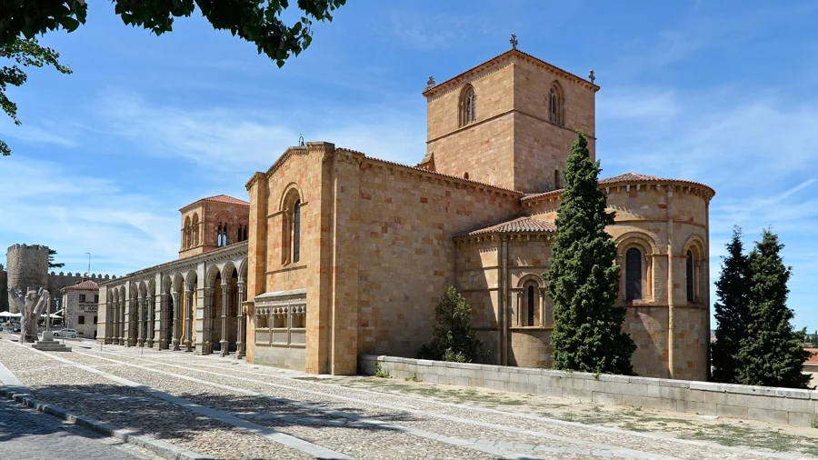 Basílica de los Santos Vicente, Sabina y Cristeta