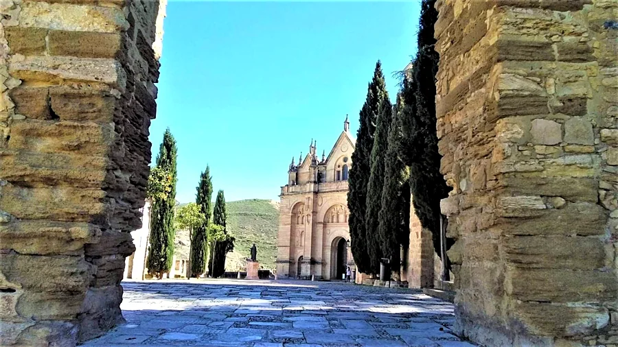 Recreación ilustrativa: Antequera a pie: plazas, iglesias y huellas medievales