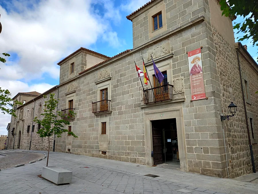 Recreación ilustrativa: Museos de Ávila con guía: arqueología, etnografía y arte