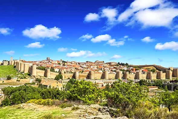 Recreación ilustrativa: Visita guiada por Ávila: muralla, San Vicente y casco histórico