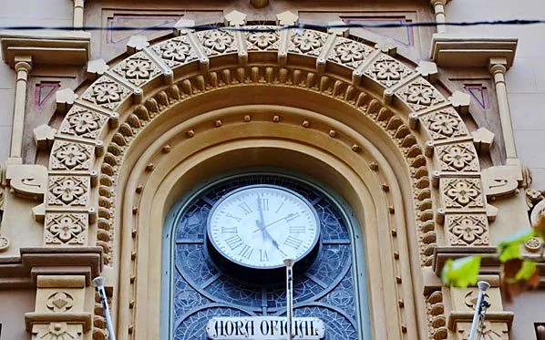Recreación ilustrativa: Barcelona en punt: sigue los relojes históricos de Ciutat Vella