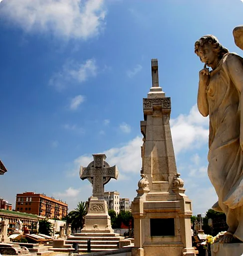 Recreación ilustrativa: Montjuïc monumental: ruta histórica y artística por el cementerio