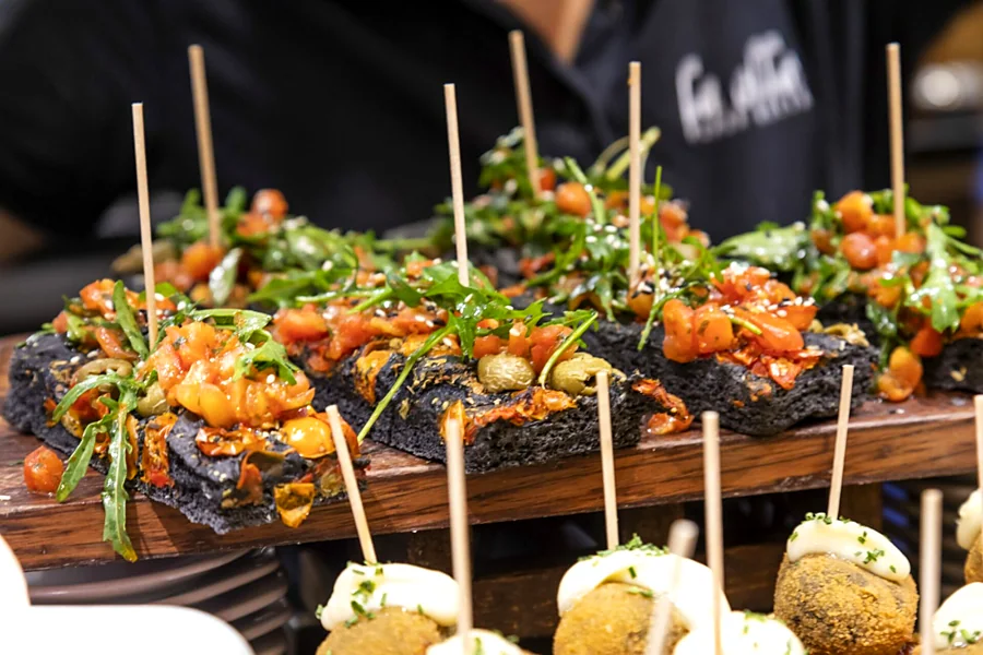 Recreación ilustrativa: Ruta gourmet de pintxos por Bilbao