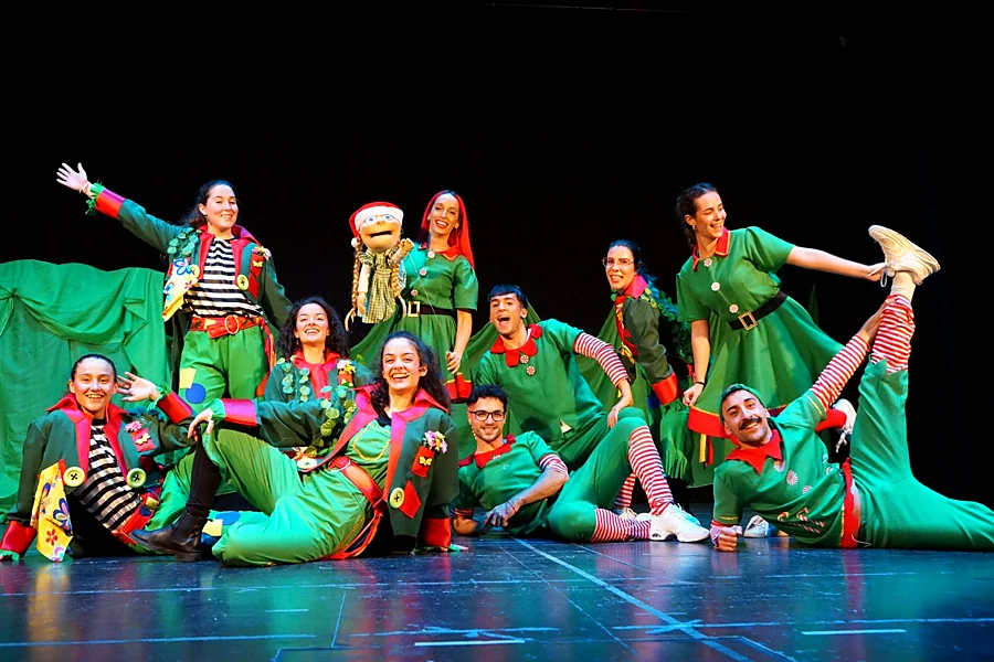 Recreación ilustrativa: Llegó la Navidad: música, baile y participación familiar
