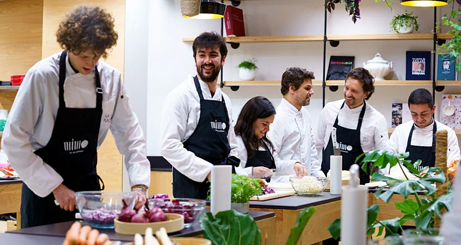 Recreación ilustrativa: Clase de cocina de pintxos, tapas y más
