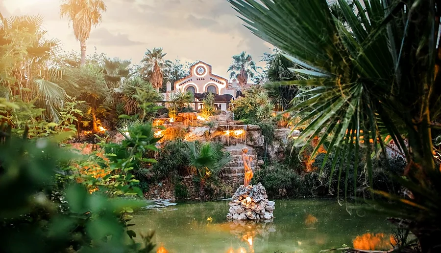 Recreación ilustrativa: Oleoturismo en Cortijo Brujuelo: paseo, almazara y cata