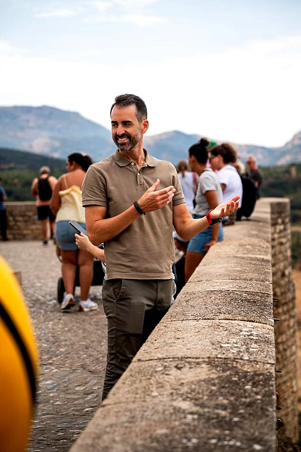 Recreación ilustrativa: La Ronda inesperada: paseo privado a través del tiempo