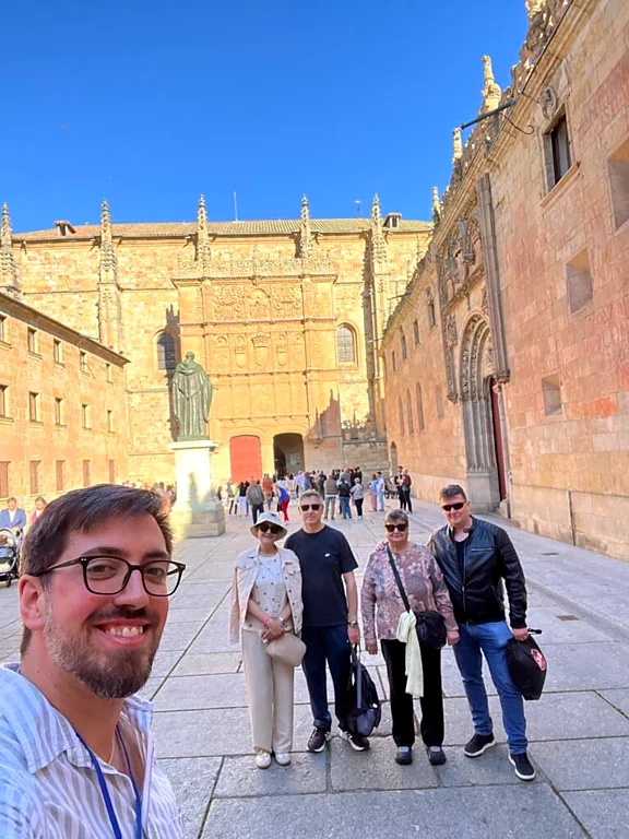 Recreación ilustrativa: Salamanca a medida con Miguel Blanco, guía oficial