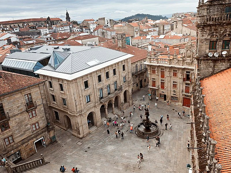 Recreación ilustrativa: Compostela Contada por guías oficiales