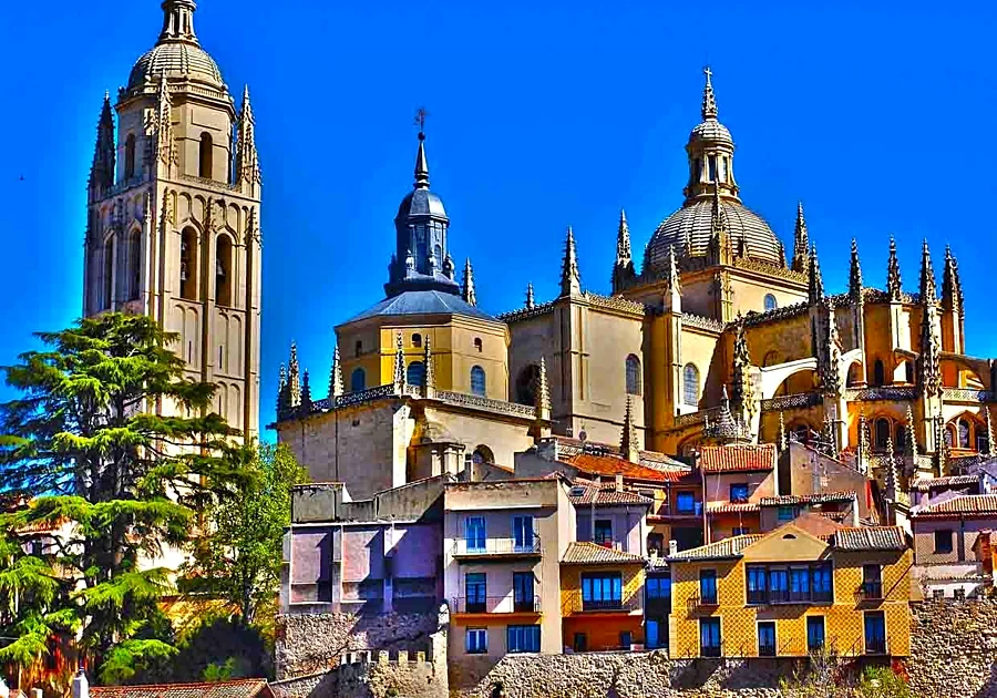 Recreación ilustrativa: Free Tour Monuments of Segovia