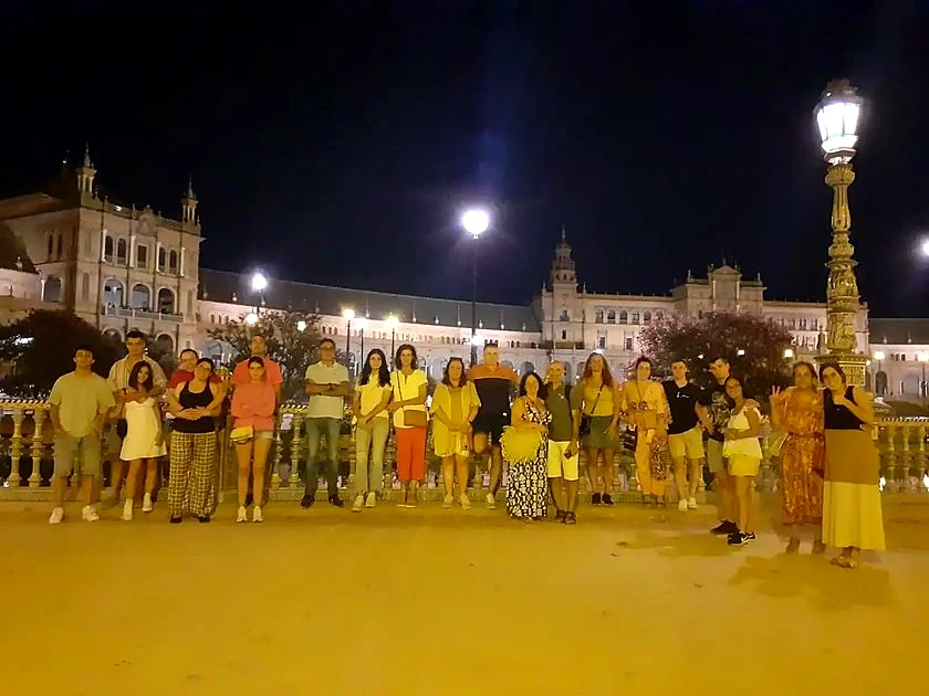 Recreación ilustrativa: Sevilla nocturna: leyendas y misterios