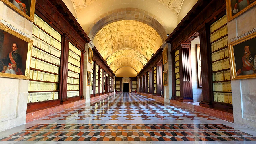 Recreación ilustrativa: Archivo de Indias con visita guiada de GuiArte Sevilla