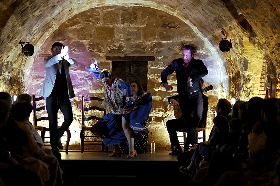 Recreación ilustrativa: Noche de flamenco en las Cantinas de Álvar Fáñez