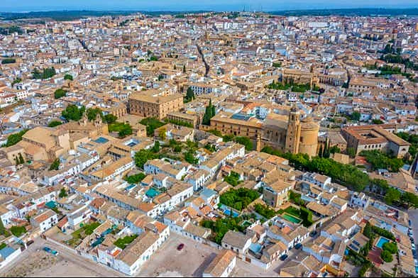 Recreación ilustrativa: Úbeda medieval con acceso a monumentos