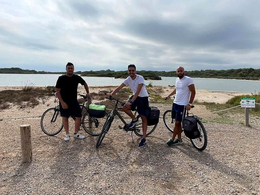 Recreación ilustrativa: En bici por el Parque Natural de la Albufera