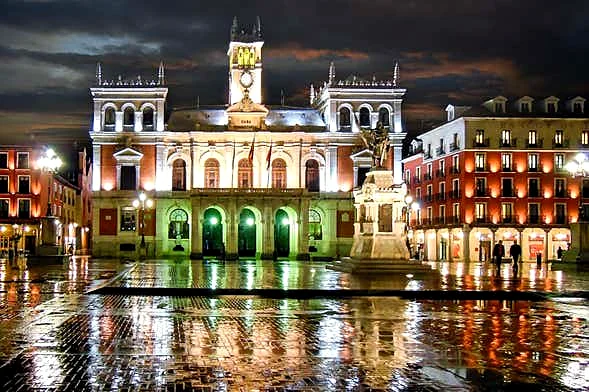 Recreación ilustrativa: Ríos de Luz: paseo guiado por el Valladolid iluminado