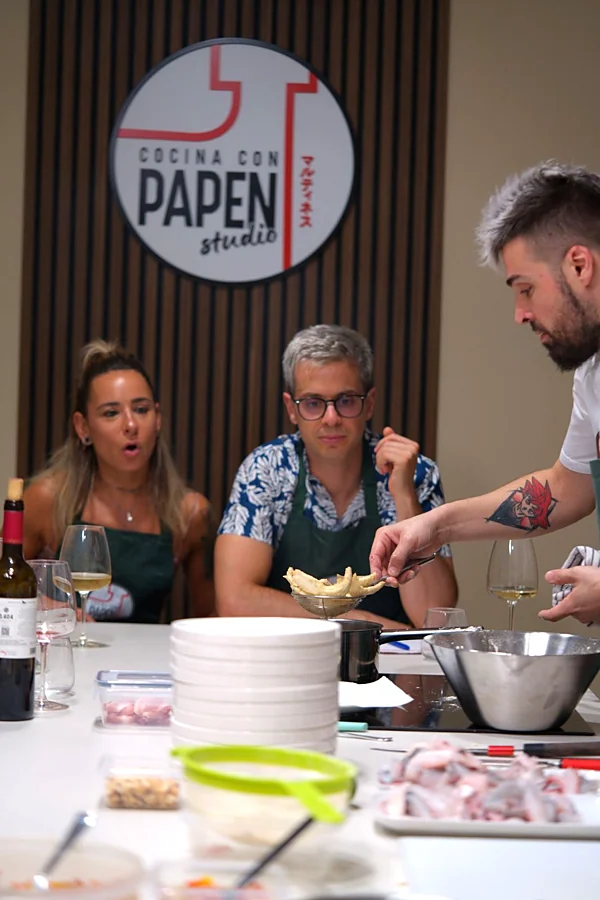 Recreación ilustrativa: Taller gastronómico temático en Papen Studio