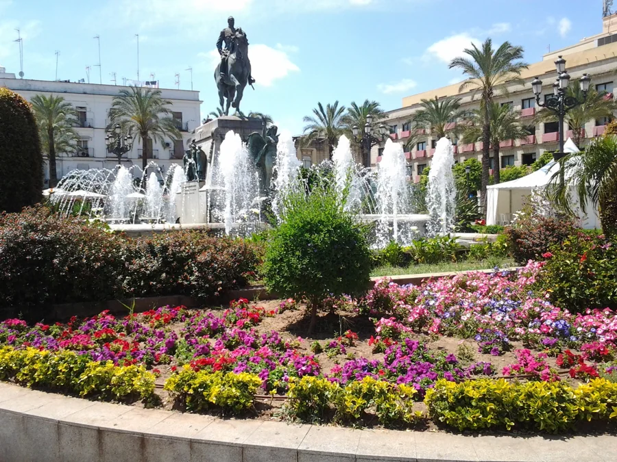 Monumento ecuestre de Benlliure en la Plaza del Arenal de Jerez