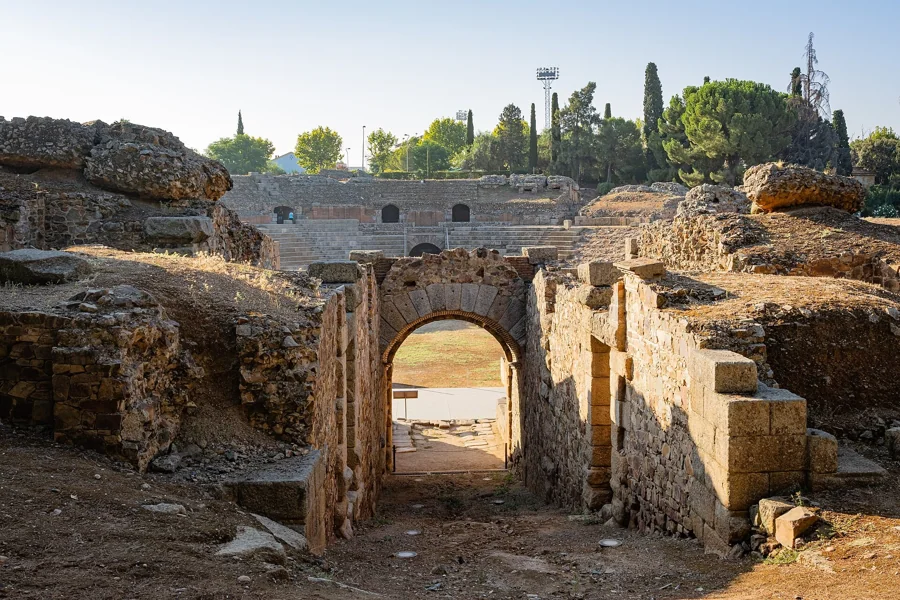 Teatro y Anfiteatro Romanos