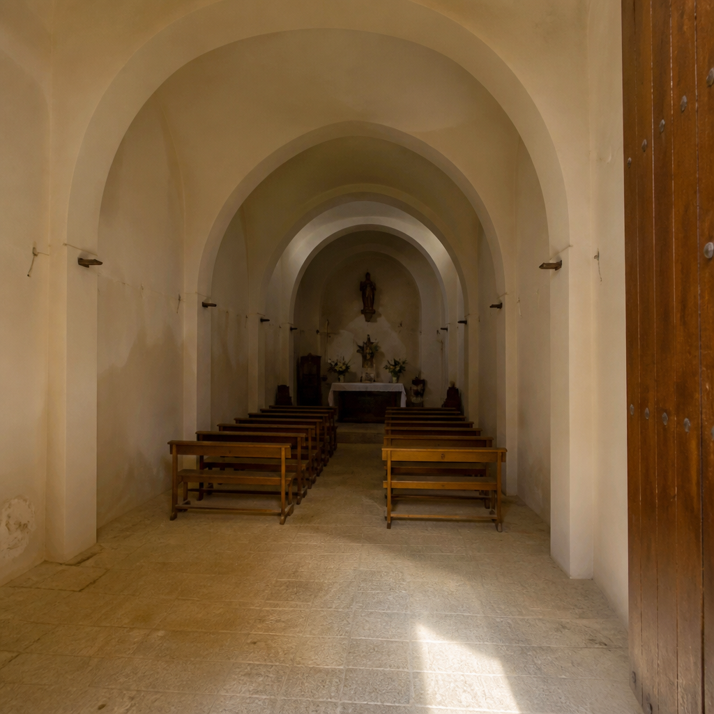 Nave de la Ermita de San José de Montemayor con sus tres tramos