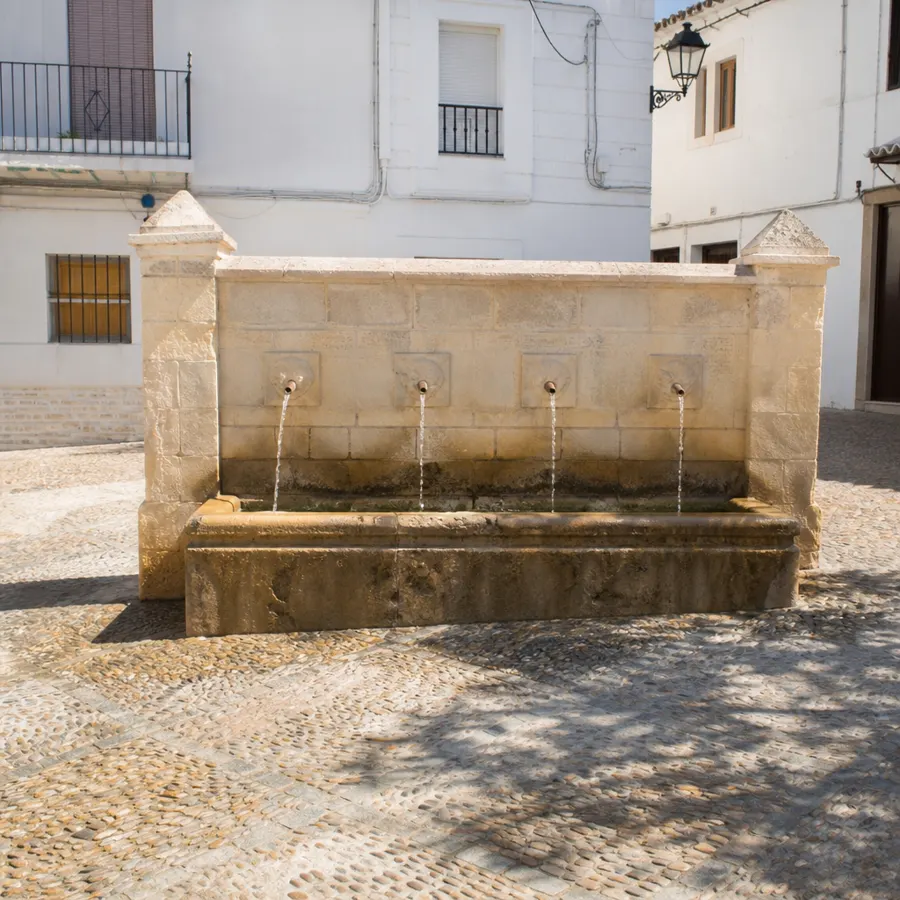 Recreación ilustrativa: Fuente Vieja de Moriles: audioguía de la fuente de los cuatro caños