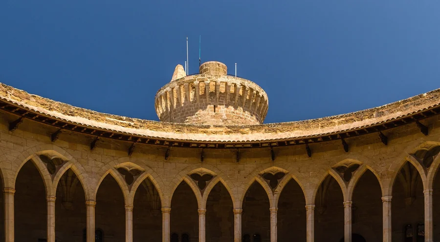 Castell de Bellver (Palma): historia del castillo circular de Mallorca