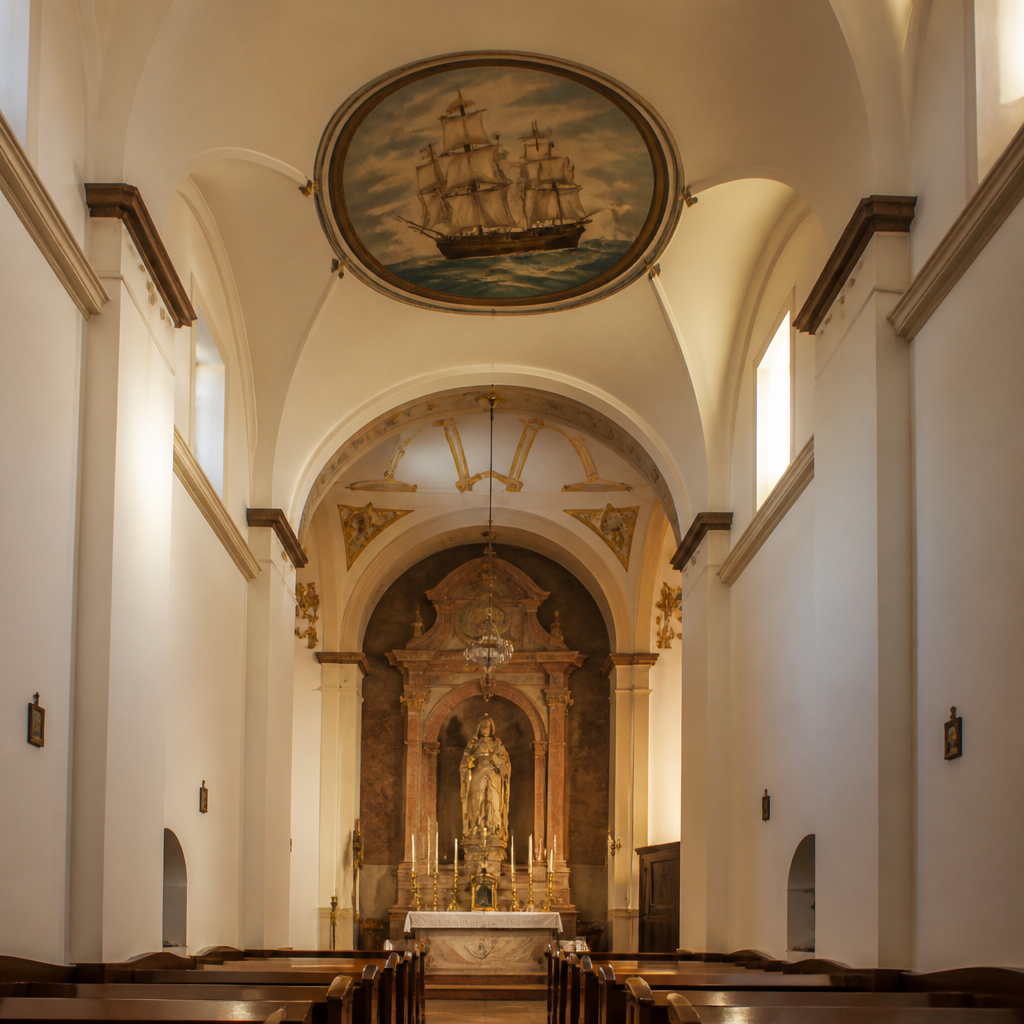 Bóveda con lunetos y pintura del barco en la Ermita del Buen Suceso, Palma del Río