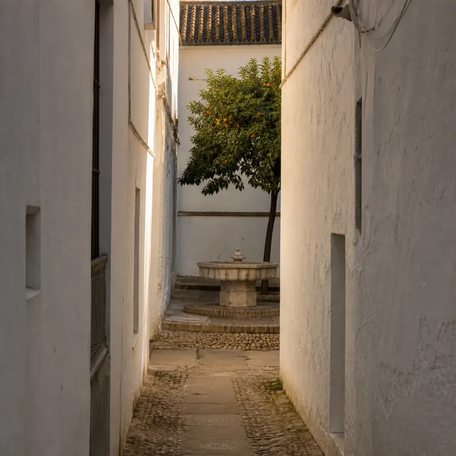 Recreación ilustrativa: Calleja del Pañuelo en Córdoba, una de las callejas con encanto de la Judería