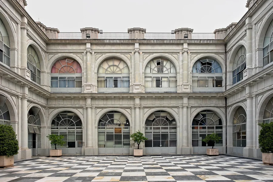 Patio del Reloj del edificio histórico de la Universidad de Sevilla