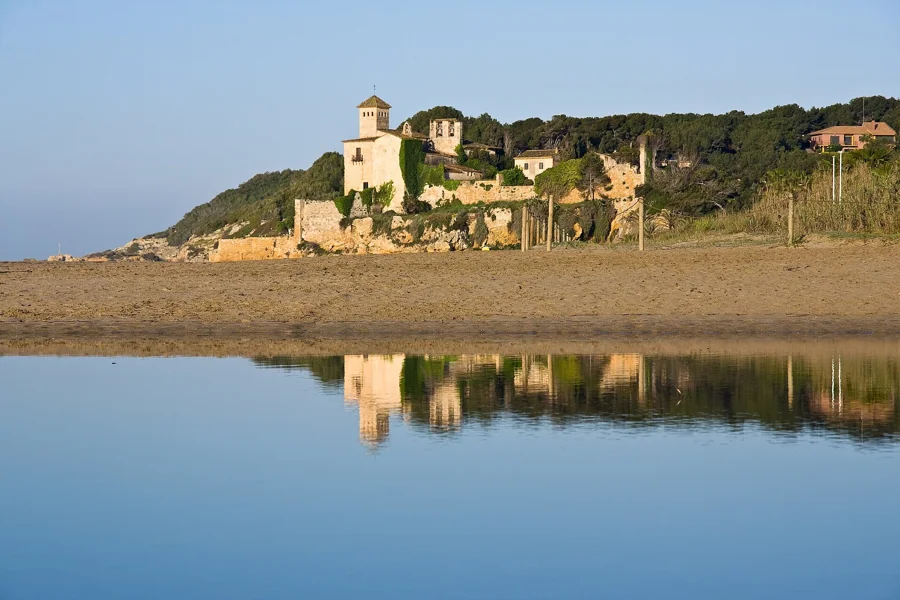 Desembocadura del riu Gaià i platja de Tamarit