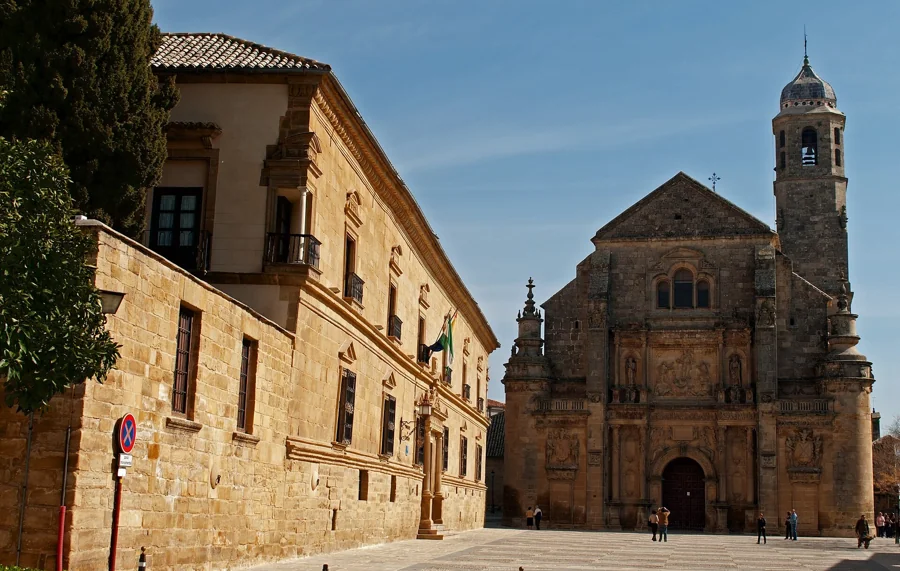 Plaza Vázquez de Molina