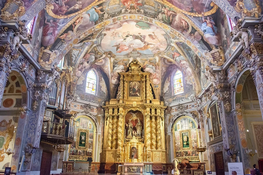 Iglesia de San Nicolás de Bari y San Pedro Mártir